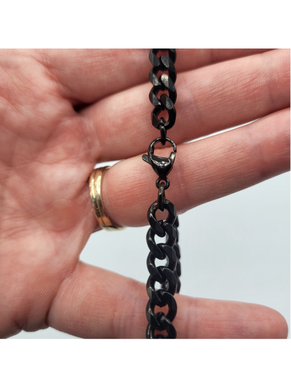 Men's 8" Black-Plated Cuban Link Chain Bracelet – NWOT - Picture 10 of 14